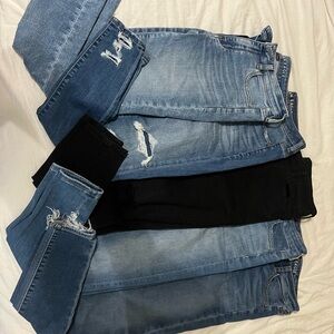 LOT of American Eagle jeans!